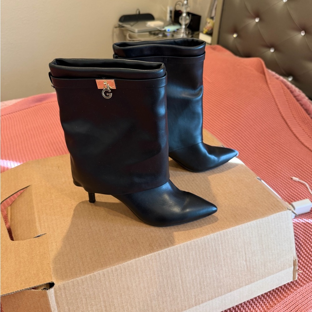 Los Angeles Apparel Sleek Black Ankle Booties